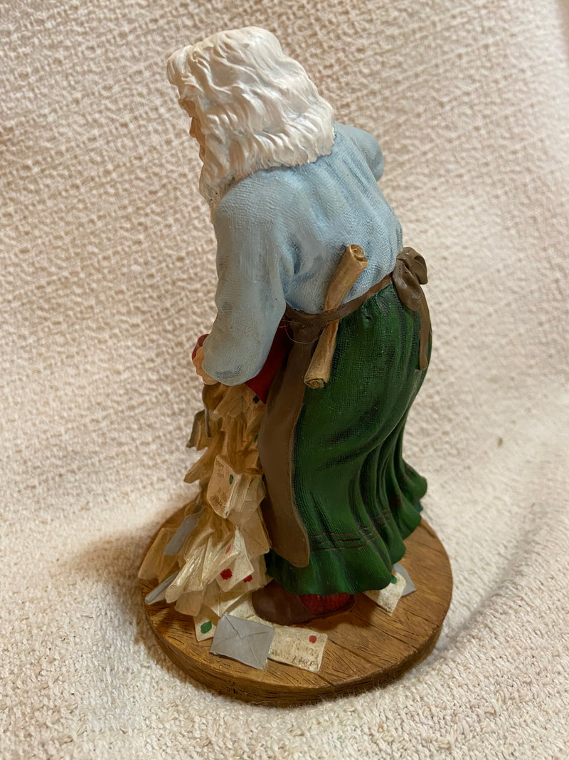 Pipka's "SANTA'S MAILBAG" 2002 Figurine