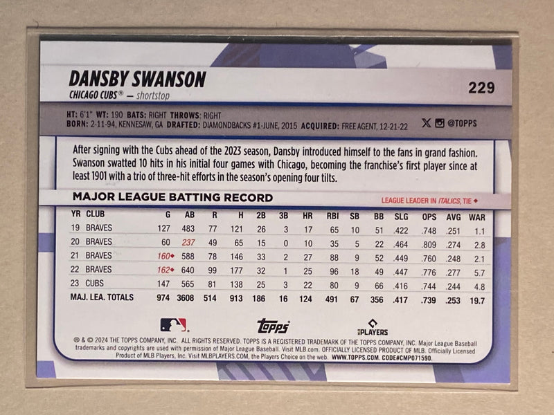 2024 Topps 229 Dansby Swanson - Baseball - BL- Uncommon - Rainbow Foil