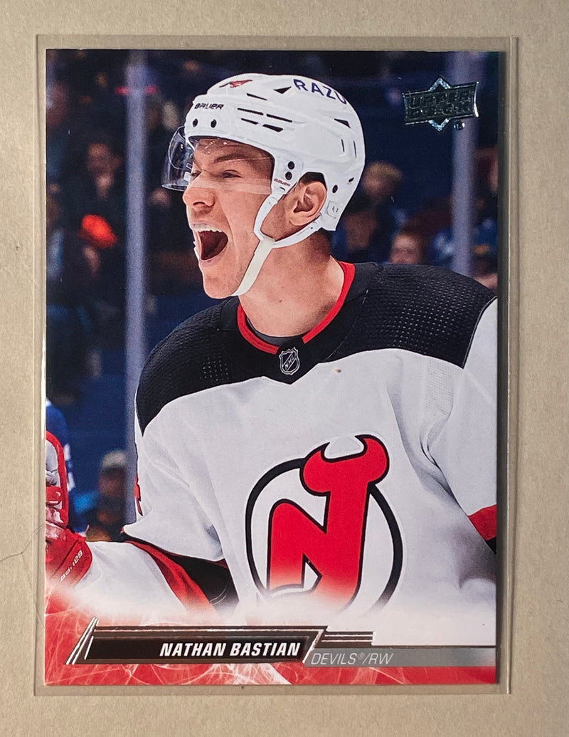 2022-23 Upper Deck 106 Nathan Bastian - Hockey