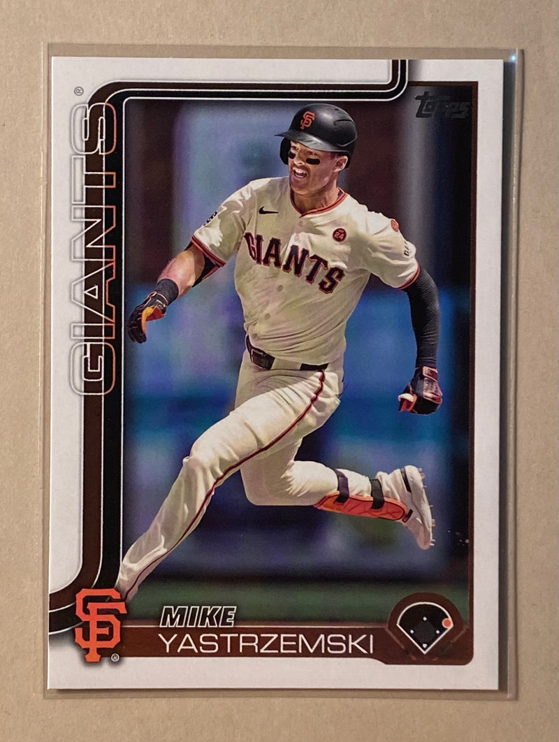 2025 Topps 186 Mike Yastrzemski - Baseball - Series 1