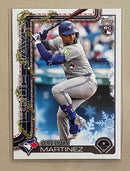 2025 Topps H17 Orelvis Martinez - Baseball - Holiday - RC