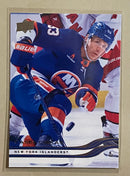 2025-26 Upper Deck 107 Casey Cizikas - Hockey - Series 1