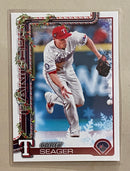 2025 Topps H125 Corey Seager - Baseball - Holiday