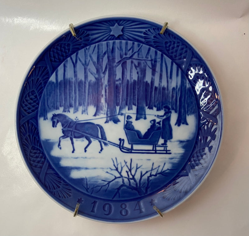 1984 Jingle Bells Royal Copenhagen Plate